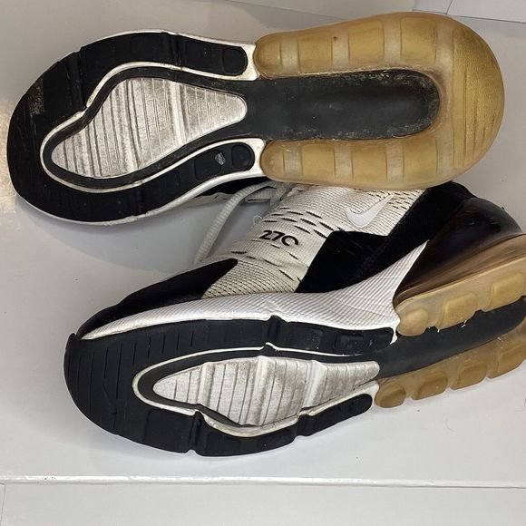 Nike Air Max 270 GS Running Shoes Size 5.5 youth Boys or Girls White 943346-005 - Picture 10 of 10